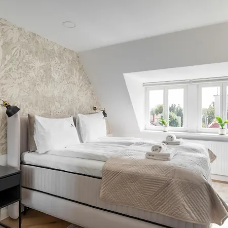 Casablanca - Floor Near The By Lion Apartament