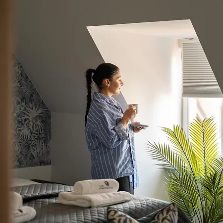 Casablanca - Floor Near The By Lion * Sopot